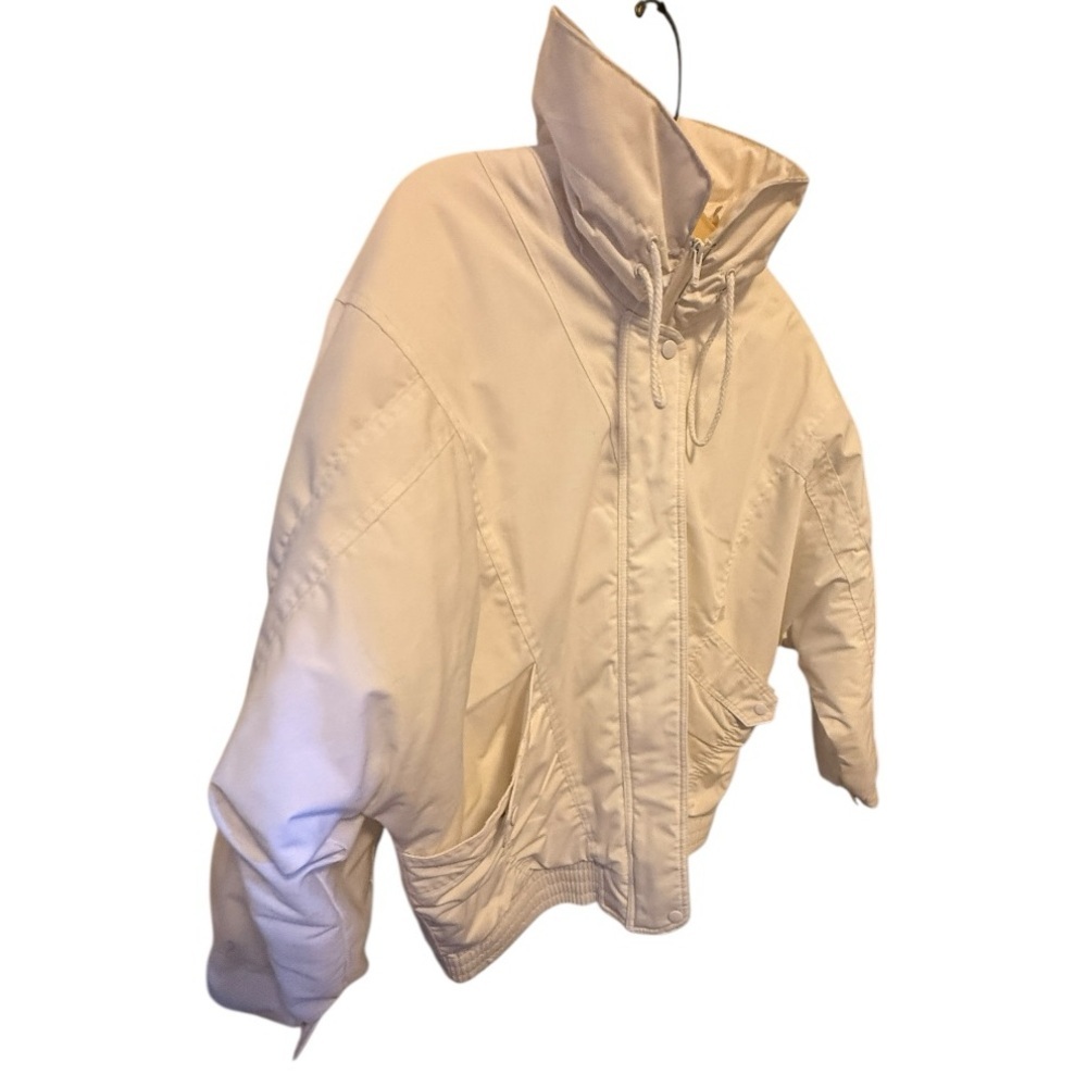 Vintage Crosswind White Coat - Picture 4 of 6
